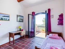 Bild zur gratis inserierten Ferienwohnung Les Baux Rouges.