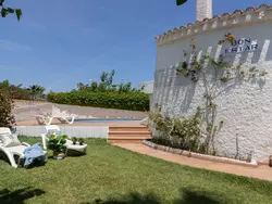 Ferienhaus Ibicenca in Riumar - 8 Personen, Hund erlaubt