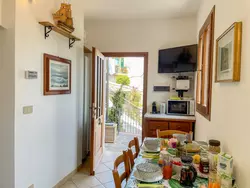 Ferienwohnung Casa dei Fiori in Cipressa - 5 Personen, Hund nicht erlaubt