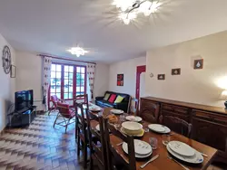 Bild zur gratis inserierten Ferienwohnung La maison bleue.