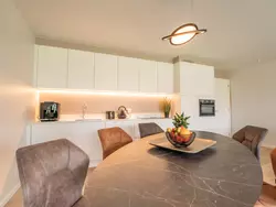 Bild zur gratis inserierten Ferienwohnung Whispering Waves with parking & terrace.