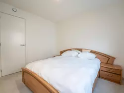 Bild zur gratis inserierten Ferienwohnung Richard I with city view.