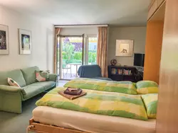 Bild zur gratis inserierten Ferienwohnung Residenza Parcolago Apt 018 mit Garten.