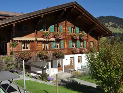Ferienwohnung Alpenchalet Spiher Parterre in Saanen - 4 Personen, Hund nicht erlaubt