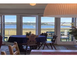 Bild zur gratis inserierten Ferienwohnung Atelierhaus am Bodden - direkt am Wasser - Insel Rügen.