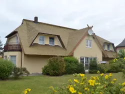 Bild zur gratis inserierten Ferienwohnung Appartement in Middelhagen mit Terrasse und Garten.