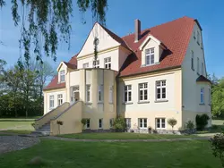 Bild zur gratis inserierten Ferienwohnung Wohnung in der ersten Etage des Herrenhauses.