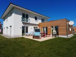 Bild zur gratis inserierten Ferienwohnung Poolhaus Birdieweg11 b - Villa Wassergeist.