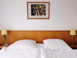 Bild zur gratis inserierten Ferienwohnung Wohnung an der Ostsee mit Blick auf den Yachthafen.