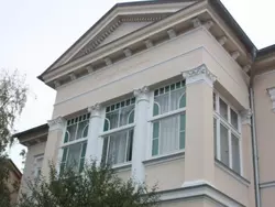 Bild zur gratis inserierten Ferienwohnung Strandnahe Ferienwohnung in Gründerzeitvilla.