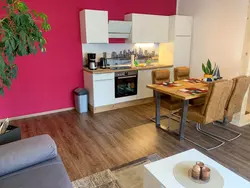 Bild zur gratis inserierten Ferienwohnung Top-moderne Ferienwohnung für 4 Personen mit Vollausstattung auf schönem, frühe.