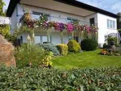 Bild zur gratis inserierten Ferienwohnung Appartement mit Terrasse, Garten und Grill.