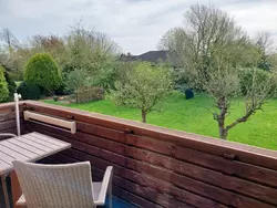 Bild zur gratis inserierten Ferienwohnung Mastkorb mit Grill und Garten.