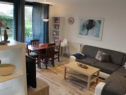 Bild zur gratis inserierten Ferienwohnung Schönes Ferienhaus in Tossens mit Schönem Garten.