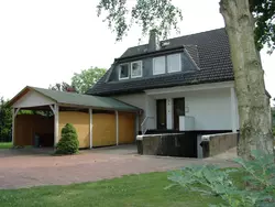 Ferienhaus mit Indoorpool, Garten und Partyraum in Drangstedt - 4 Personen, Hund nicht erlaubt