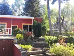 Bild zur gratis inserierten Ferienwohnung mit Garten, Grill und Terrasse.