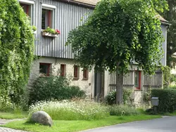 Ferienwohnung Landlust, Stadtnah - Fewo im ehemaligem Bauernh in Rammenau - 4 Personen, Hund erlaubt