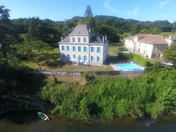 Ferienhaus Schloss mit Überlaufpool an der Dordogne in Flaujagues - 12 Personen, Hund erlaubt