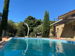 Bild zur gratis inserierten Ferienwohnung In der Provence, Außergewöhnliche Villa, Okzitanien, Gard.