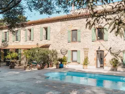 Bild zur gratis inserierten Ferienwohnung Charmante Ferienwohnung mit Terrasse und Pool.