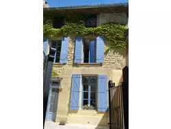 Bild zur gratis inserierten Ferienwohnung Dorfhaus mit Terrasse.