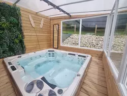Bild zur gratis inserierten Ferienwohnung Mobilheim mit privatem Premium-Jacuzzi.