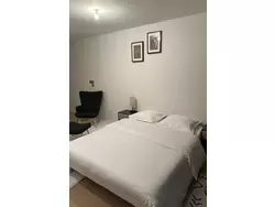 Bild zur gratis inserierten Ferienwohnung Wohnung "Paris 17" mit Balkon.