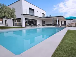 Bild zur gratis inserierten Ferienwohnung Villa 10 pers - Privates Schwimmbad - Meerblick - Wifi.