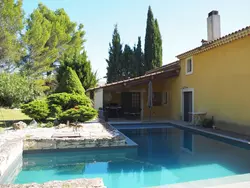 Ferienhaus Provenzalisches Haus mit Pool und Garten in Mallemort - 6 Personen, Hund erlaubt