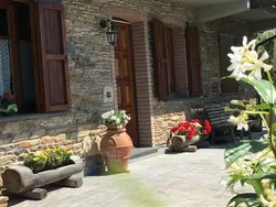 Bild zur gratis inserierten Ferienwohnung Wohnung 'Gelsomini' mit Meerblick.