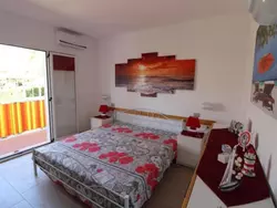 Bild zur gratis inserierten Ferienwohnung Wohnung "Kastalia" mit Infinity-Pool.