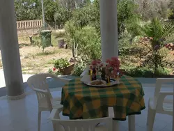 Bild zur gratis inserierten Ferienwohnung Kleine Villa mit geschlossenem Garten in Parabita.