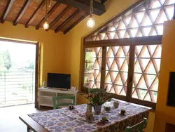 Bild zur gratis inserierten Ferienwohnung Sunset Barga Toskana kürzlich renoviert.