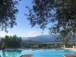 Bild zur gratis inserierten Ferienwohnung Wohnung mit Seeblick in Villa Elena.