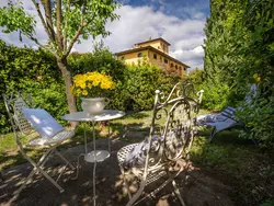 Bild zur gratis inserierten Ferienwohnung Zwei-Zimmer-Wohnung La Colombaia mit Garten.