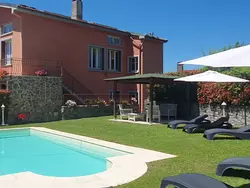 Bild zur gratis inserierten Ferienwohnung Villa 'Monticello' mit eigenem Pool.