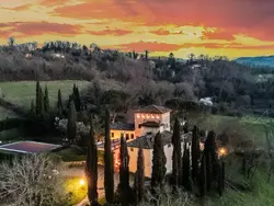 Bild zur gratis inserierten Ferienwohnung Wunderschöne Villa mit atemberaubender Aussicht und privatem Pool.