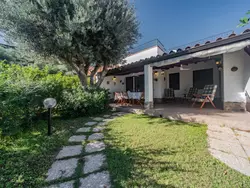 Bild zur gratis inserierten Ferienwohnung Haus in Costa Rei mit Terrasse, Garten und Grill.