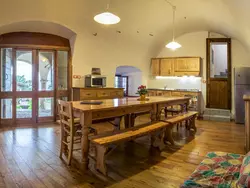 Bild zur gratis inserierten Ferienwohnung Historisches Haus mit Seeblick.