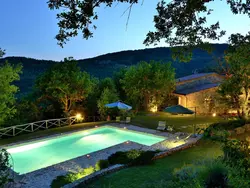Bild zur gratis inserierten Ferienwohnung Privates Poolhaus im grünen Herzen von Umbrien.