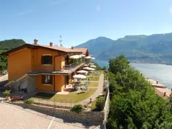 Bild zur gratis inserierten Ferienwohnung Zwei-Zimmer-Wohnung mit Garten'.