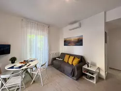 Bild zur gratis inserierten Ferienwohnung für 4 Personen ca. 40 m&sup2; in Pietra Ligure, Norditalien (Ligurien).