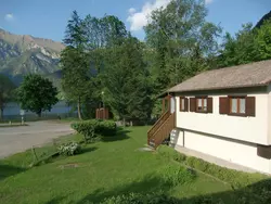Bild zur gratis inserierten Ferienwohnung Freistehendes Haus mit Veranda mit Seeblick.