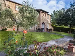 Bild zur gratis inserierten Ferienwohnung Collelungo Q8 Wohnung mit Pool.