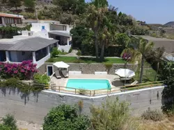 Bild zur gratis inserierten Ferienwohnung Ausgezeichnete Villa mit Schwimmbad, Panoramaterrassen.