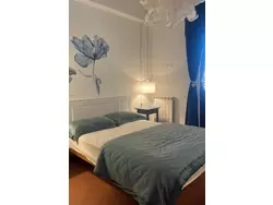 Bild zur gratis inserierten Ferienwohnung Anwesen "Casa Malù" mit Blick aufs Wasser.