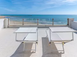 Bild zur gratis inserierten Ferienwohnung in Donnalucata mit Grill und Terrasse.