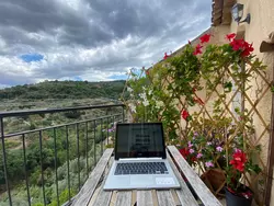 Bild zur gratis inserierten Ferienwohnung Geräumige Artemide-Wohnung mit Terrasse.