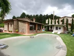 Bild zur gratis inserierten Ferienwohnung Gemütliches Ferienhaus mit Privatem Pool.