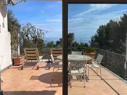 Bild zur gratis inserierten Ferienwohnung Junges Haus' Wohnung mit Wasserblick.